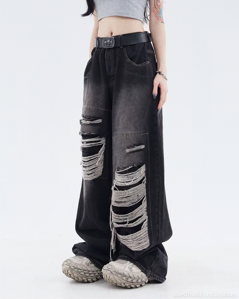 baggy-black-distressed-jeans-2.png