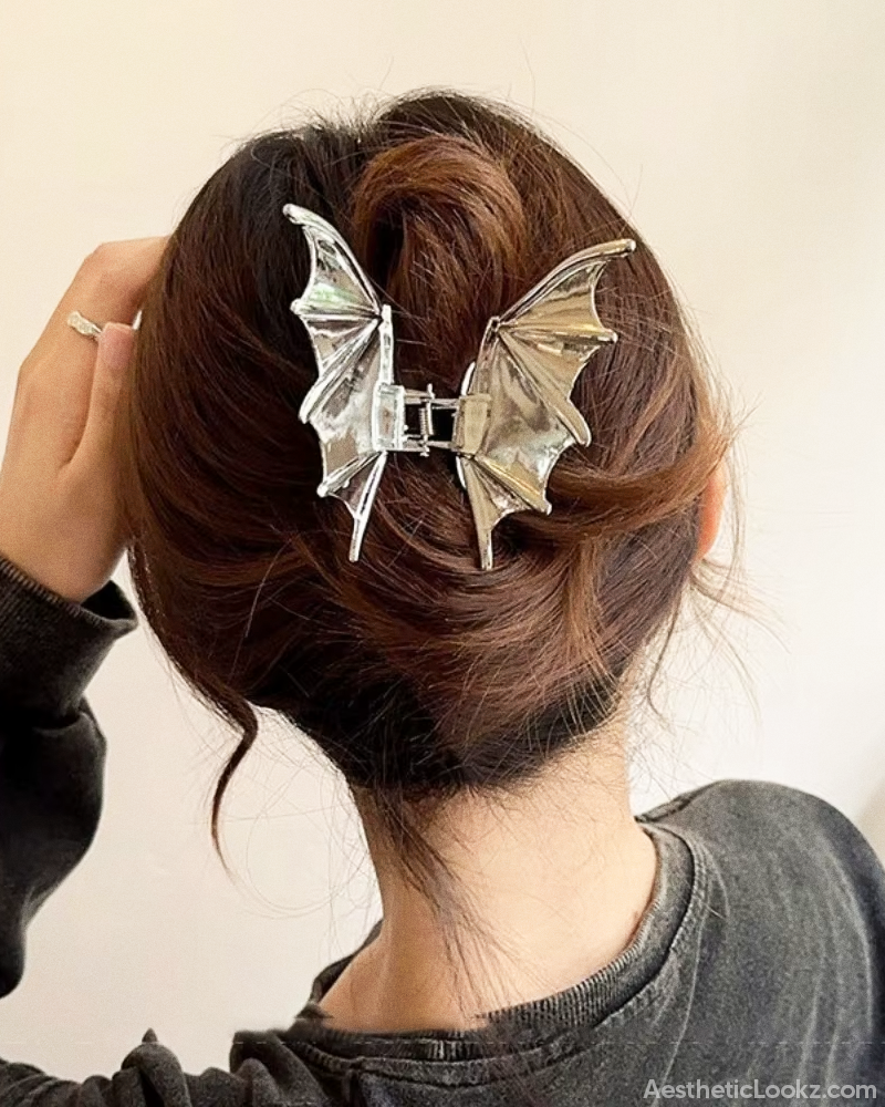 bat-hair-clip-1_46a3c604-cfa9-428a-be0f-34dbf5a184bb.png