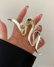 Elegant Hair Claw