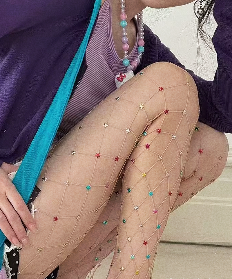 fishnet-tights-with-stars-1.png