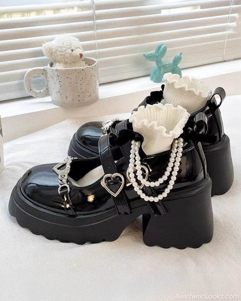 Mary Jane Shoes Heart Buckle
