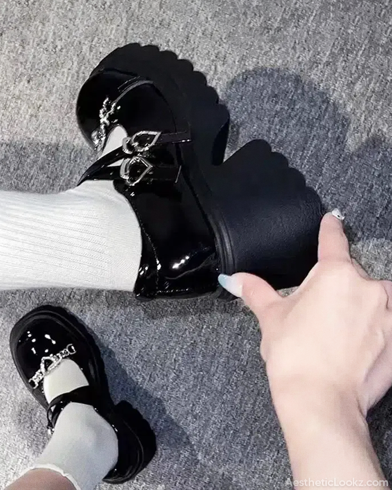 Mary Jane Shoes Heart Buckle