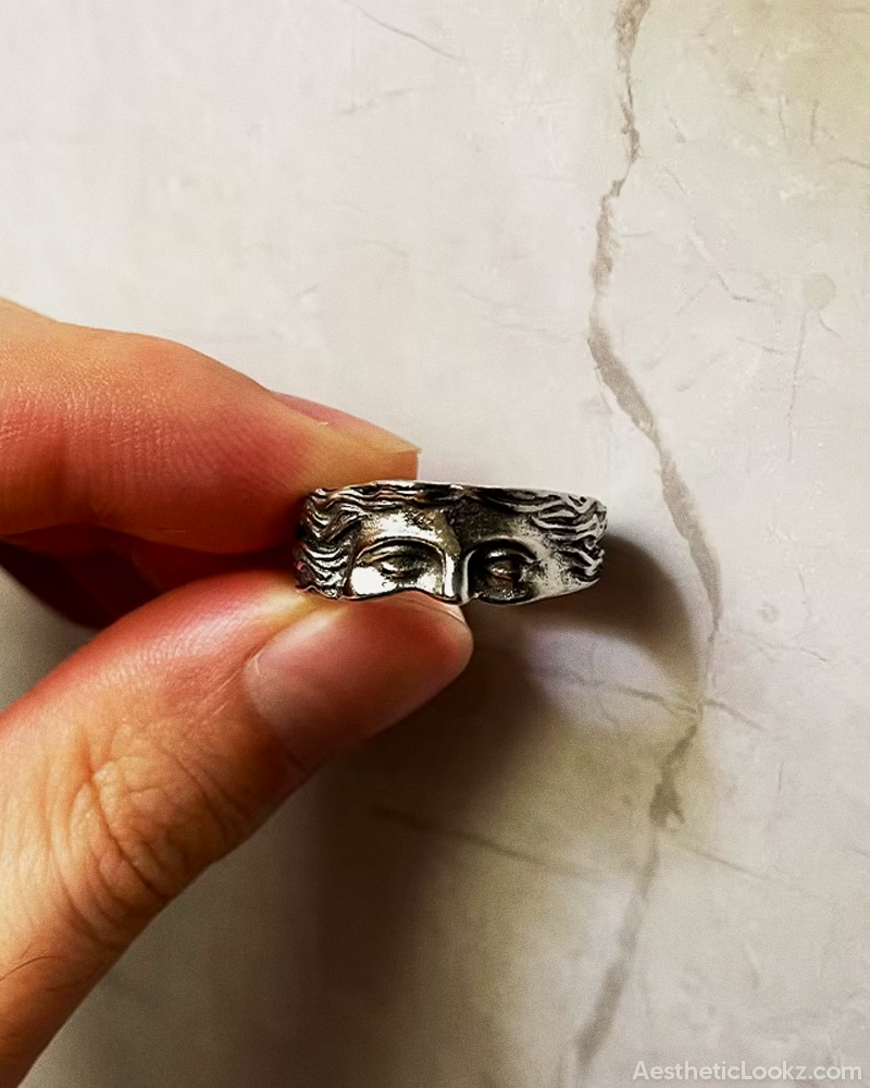 Venus Ring