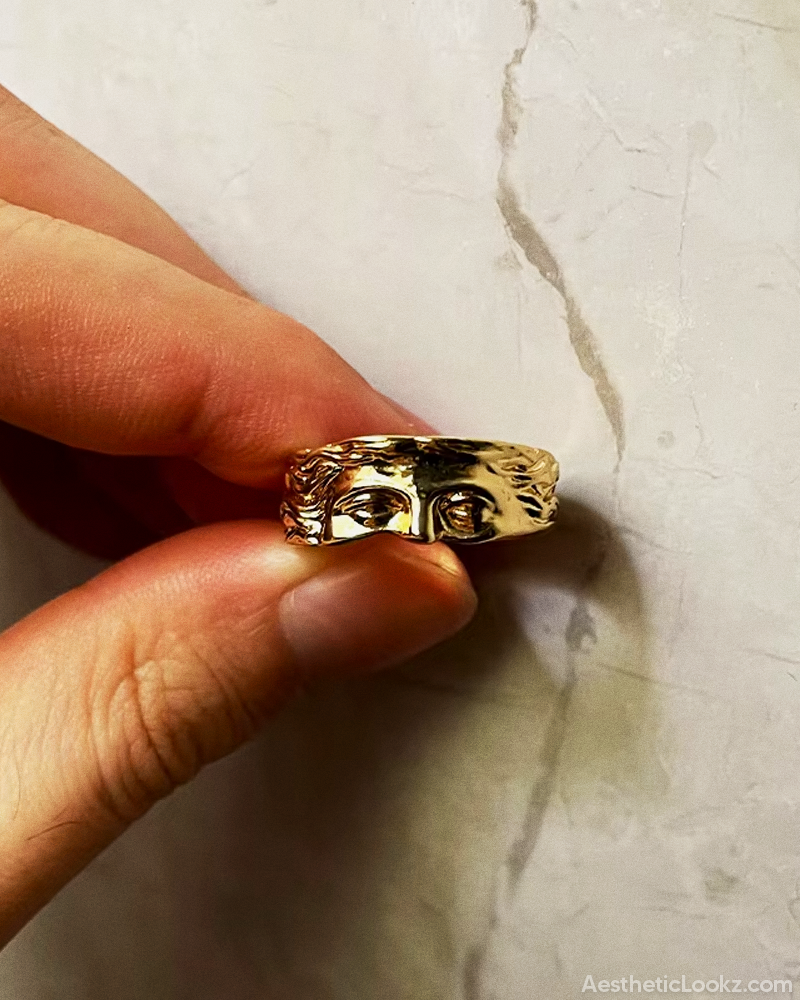 Venus Ring