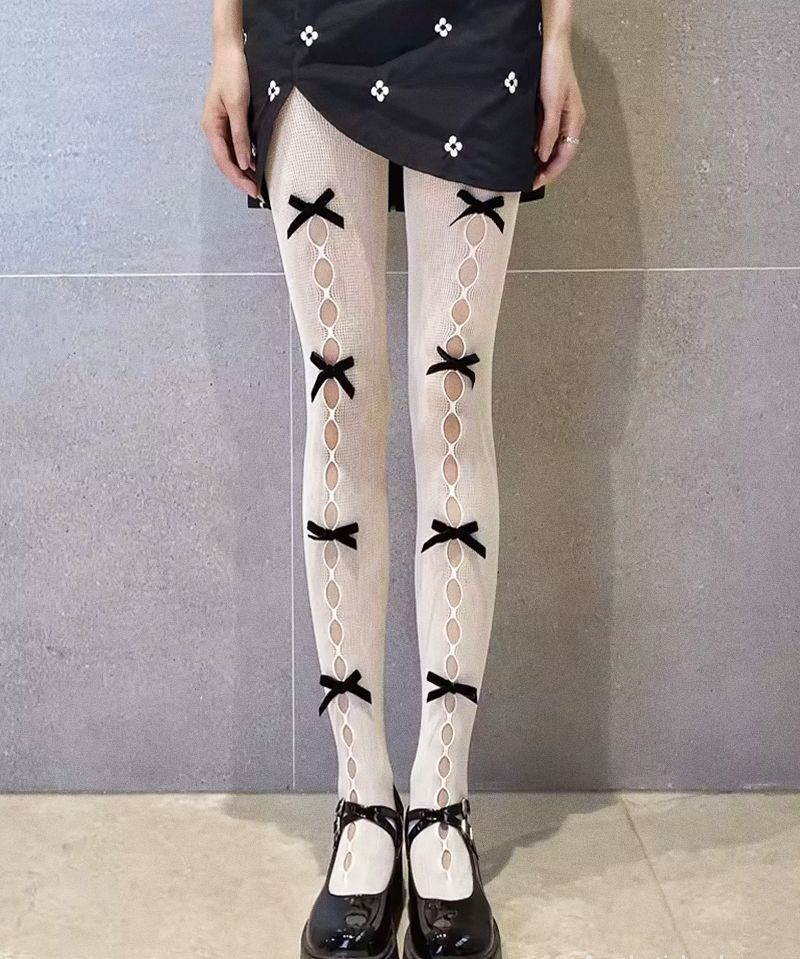 white-tights-with-bows-1.png